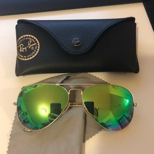 Ray Ban green aviators